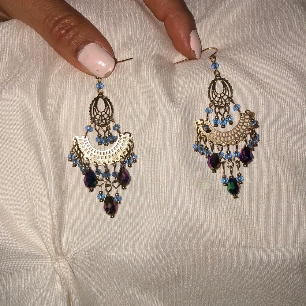 Women’s bracelet and earrings